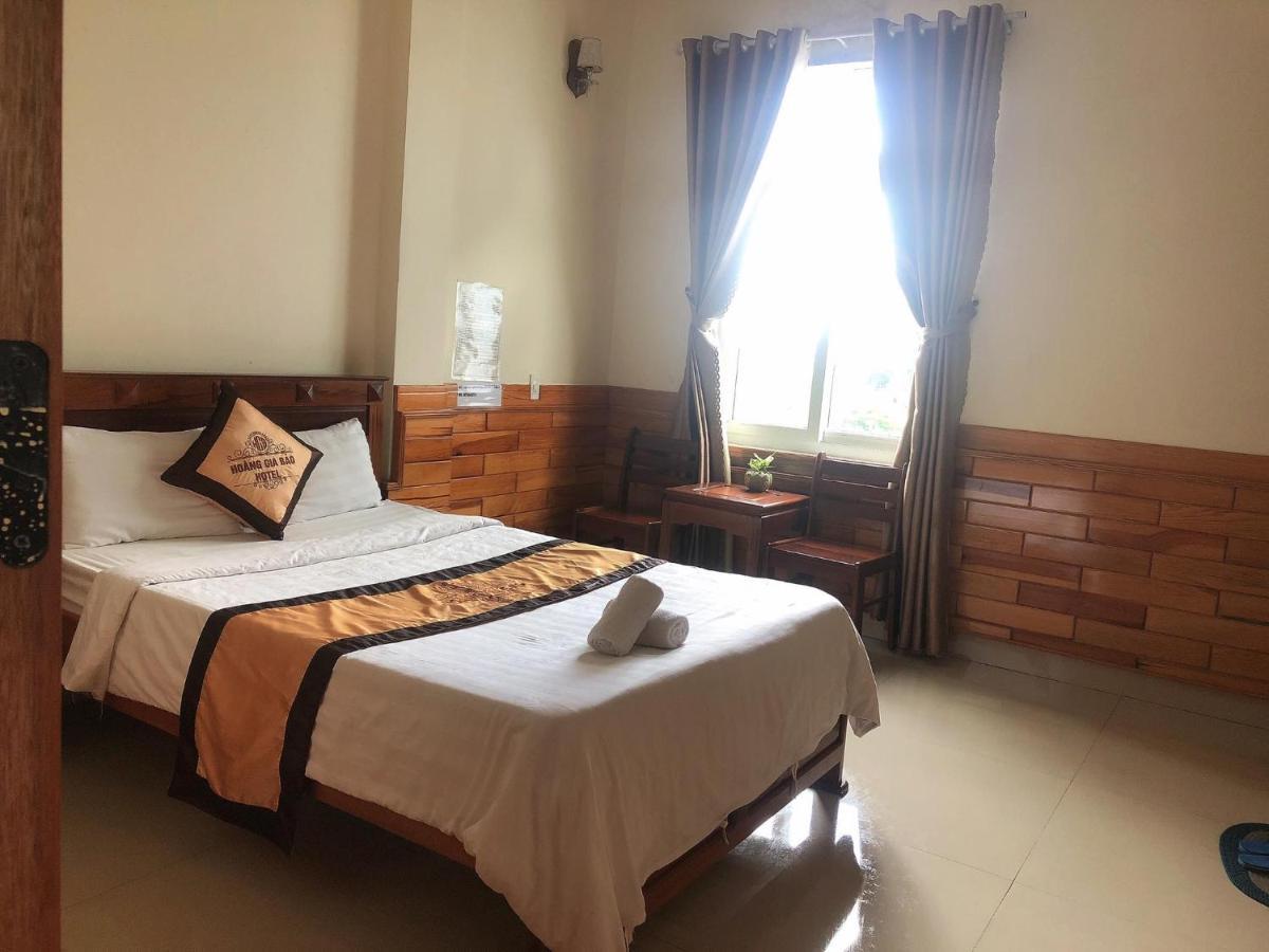 Hoang Gia Bao Hotel Kon Tum Exterior photo